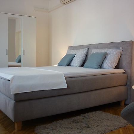 Apartment Vesna Supetar Extérieur photo