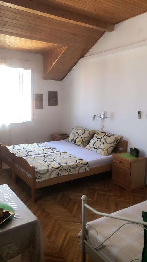 Apartment Vesna Supetar Extérieur photo